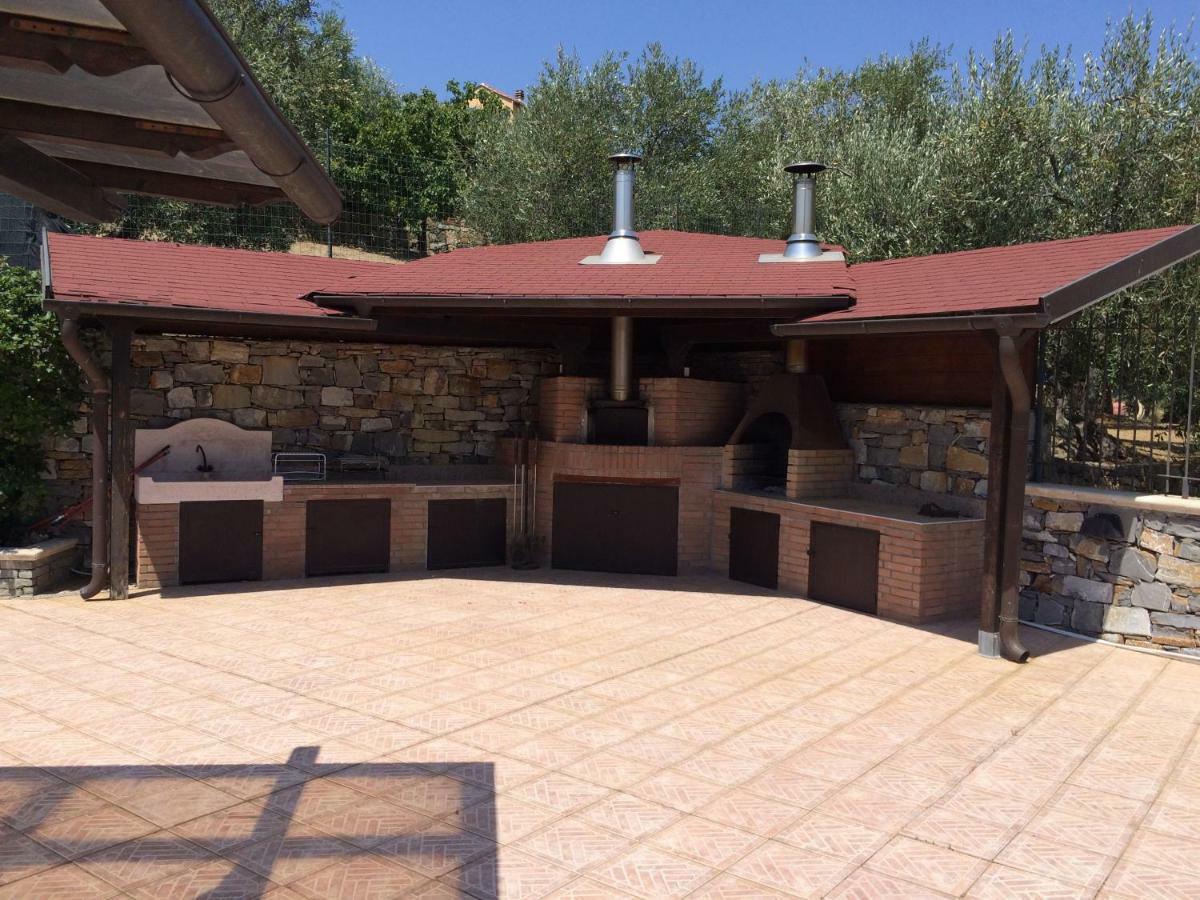 Villa Con Piscina A Imperia, Italy 외부 사진